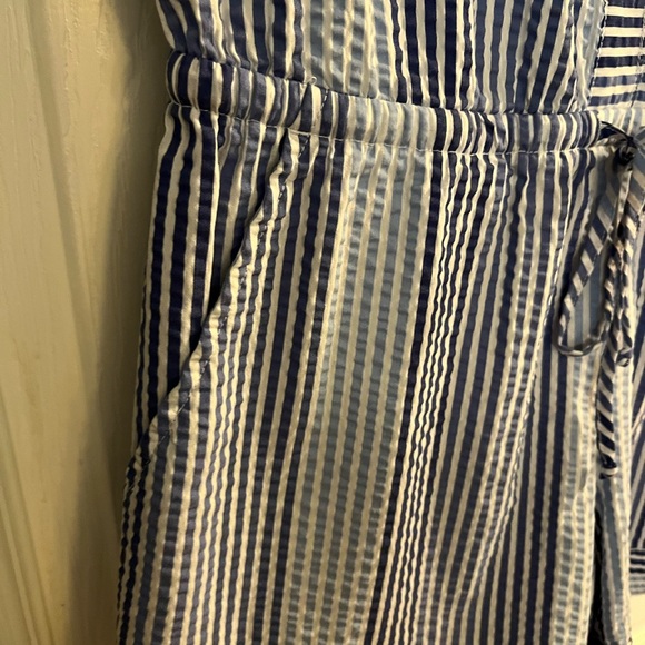 Vineyard vines seersucker romper - Picture 5 of 6